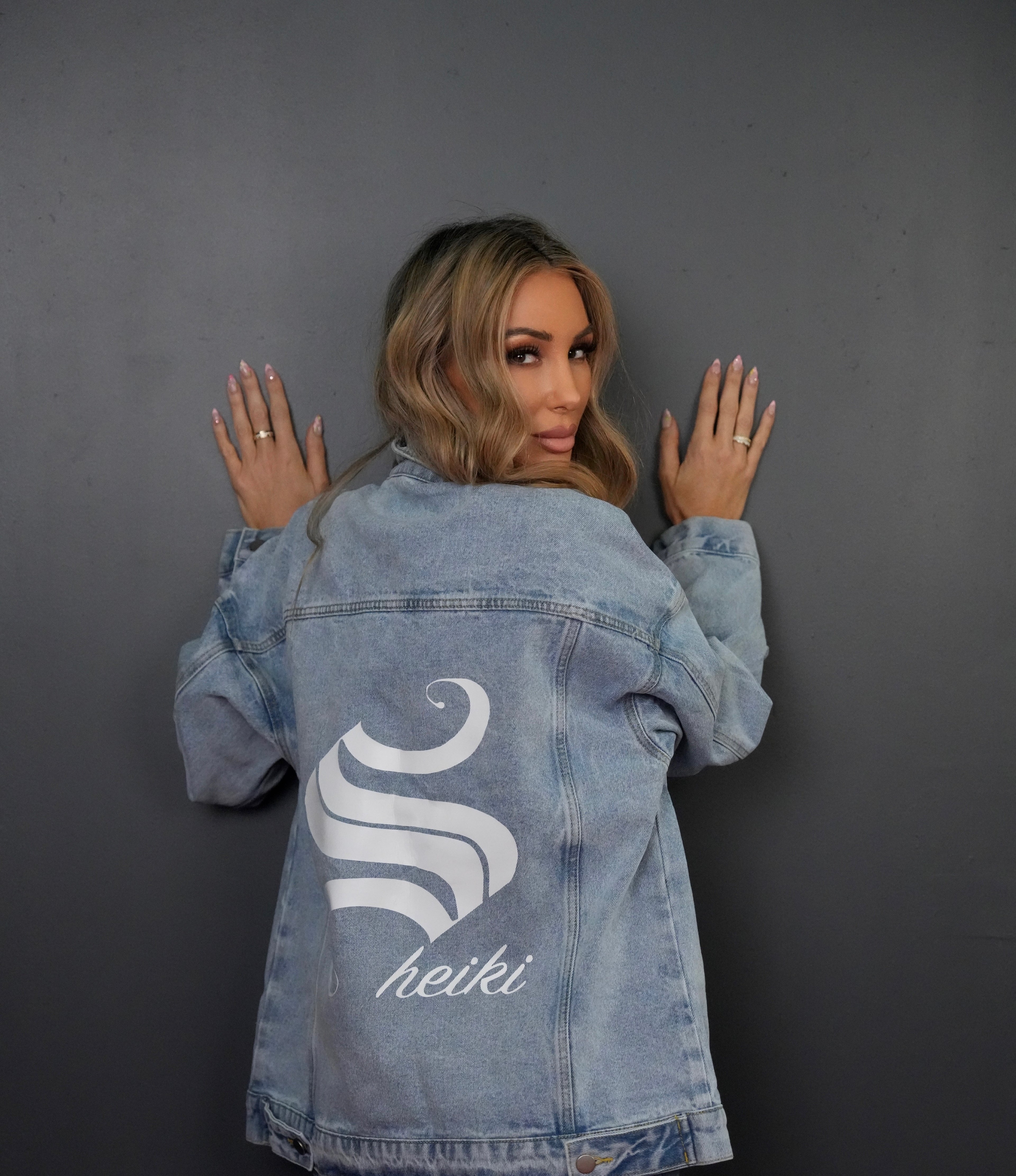 Boyfriend light wash Sheiki denim jacket