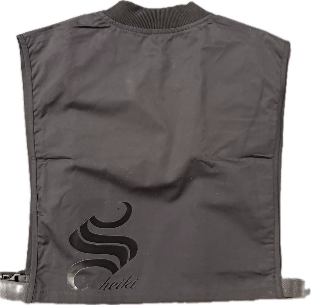 Sheiki black cropped cargo vest